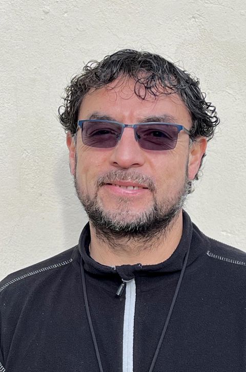 en person med briller